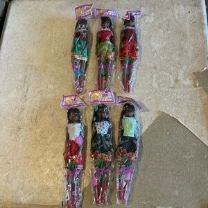 Six Plastic Betty Dolls For Party Favors w/Accessories New